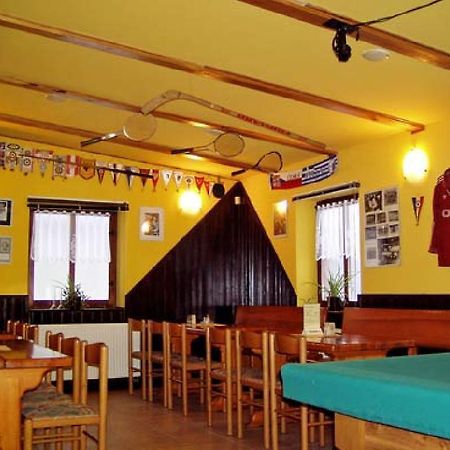 Restaurace a Penzion u Vladaru Mikulášovice Exterior foto